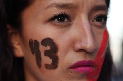 Iguala, protesta contro il governo 5