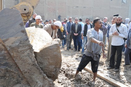 Il Cairo, trovata grande statua di Ramses II 7