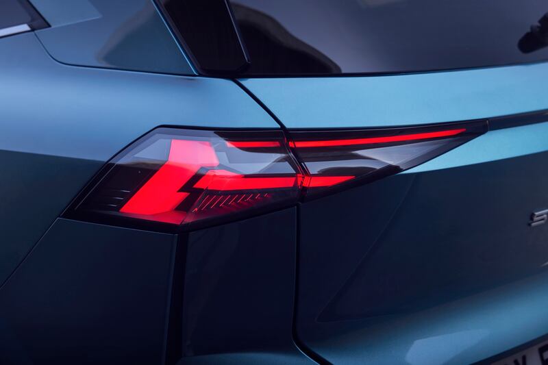Renault Symbioz E-Tech: guarda la gallery del nuovo crossover full-hybrid 4