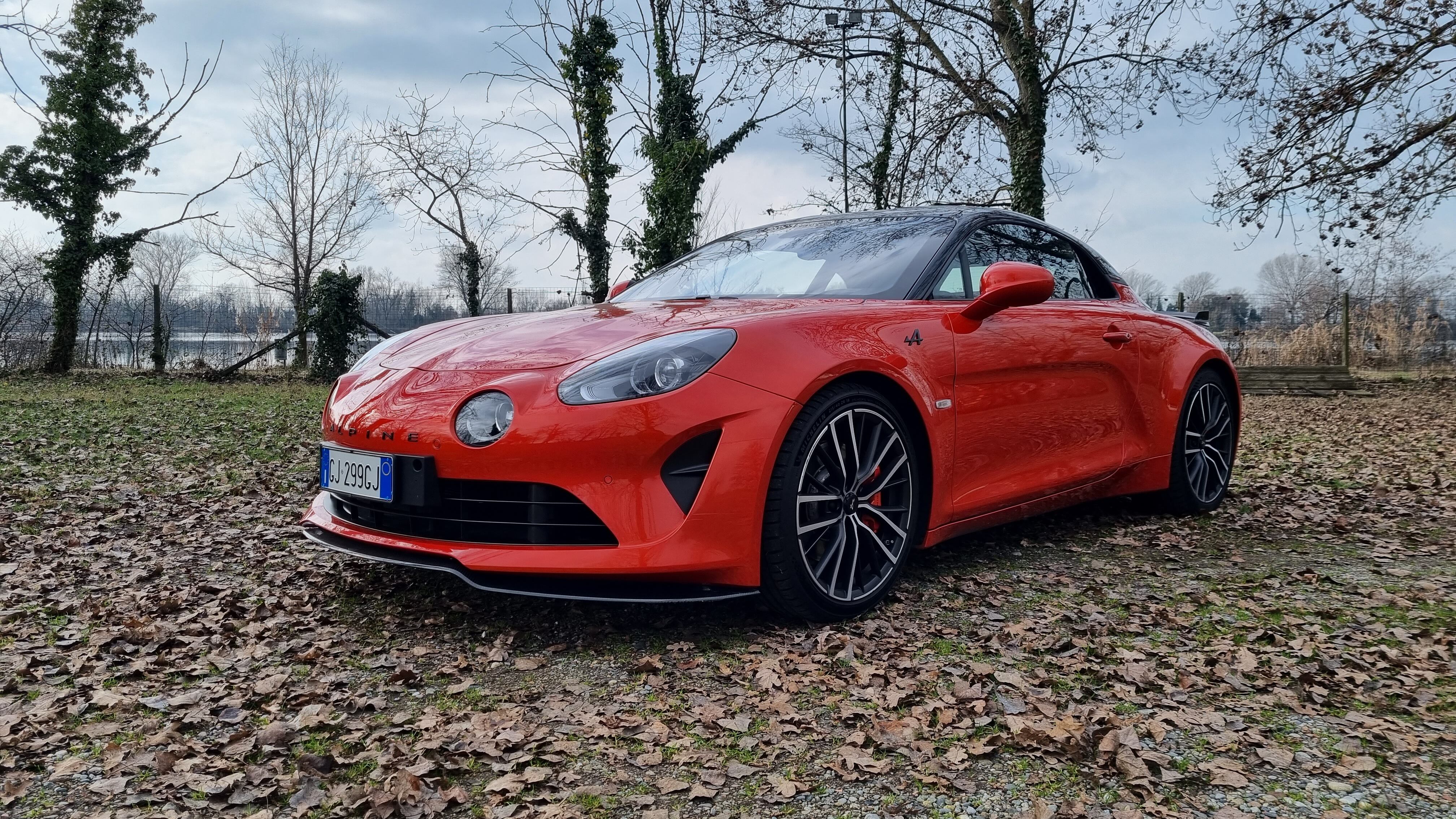 Alpine A110 S, la nostra prova su strada: tutto quello che c'è da sapere