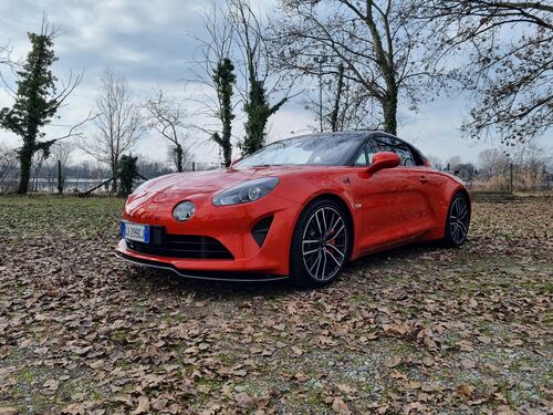 Alpine A110 S, la nostra prova su strada: tutto quello che c'è da sapere