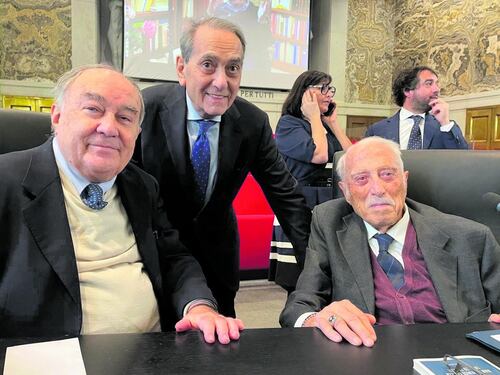 Tutte le ragioni del "Sì". Parola ai tre saggi del diritto