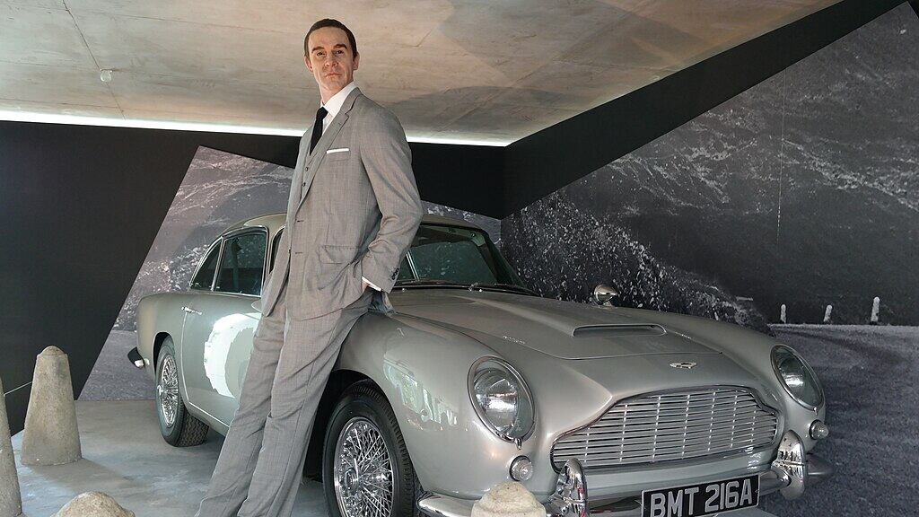 L'Aston Martin DB5 di 007 contro Goldfinger