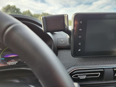 Dacia Jogger Hybrid 17