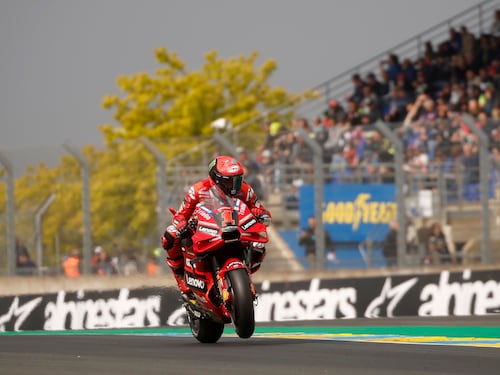 In pista vince Bezzecchi, ma sul ring di Le Mans parità tra Pecco e Viñales