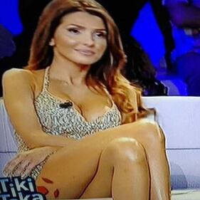 Manuela Ferrera esplosiva sui social: le foto dell'ex meteorina del Tg4 7