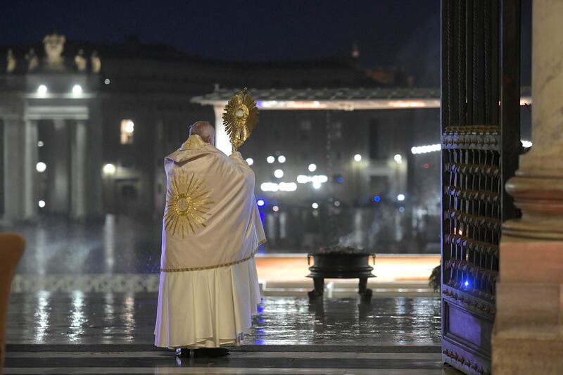 La preghiera "Urbi et Orbi" del Papa, 27 marzo 2020