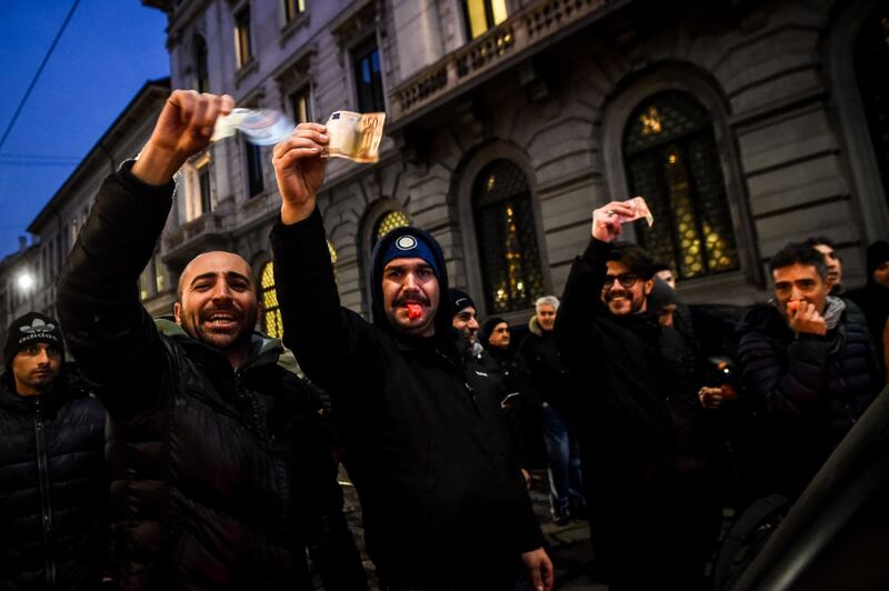 La protesta dei tassisti a Milano 9