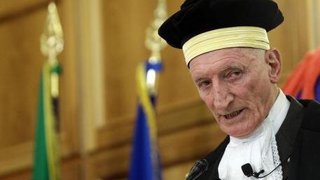 La Corte dei conti detta i tagli: "Stretta su sanità e pensioni"