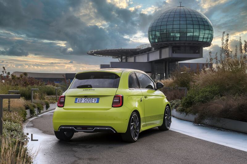 Abarth 500e 1