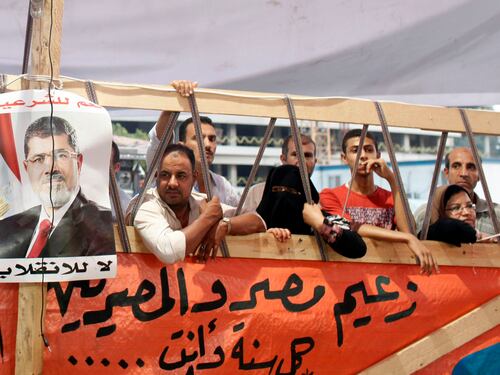 L'Egitto dei generali ribalta pena di morte per l'ex leader Morsi