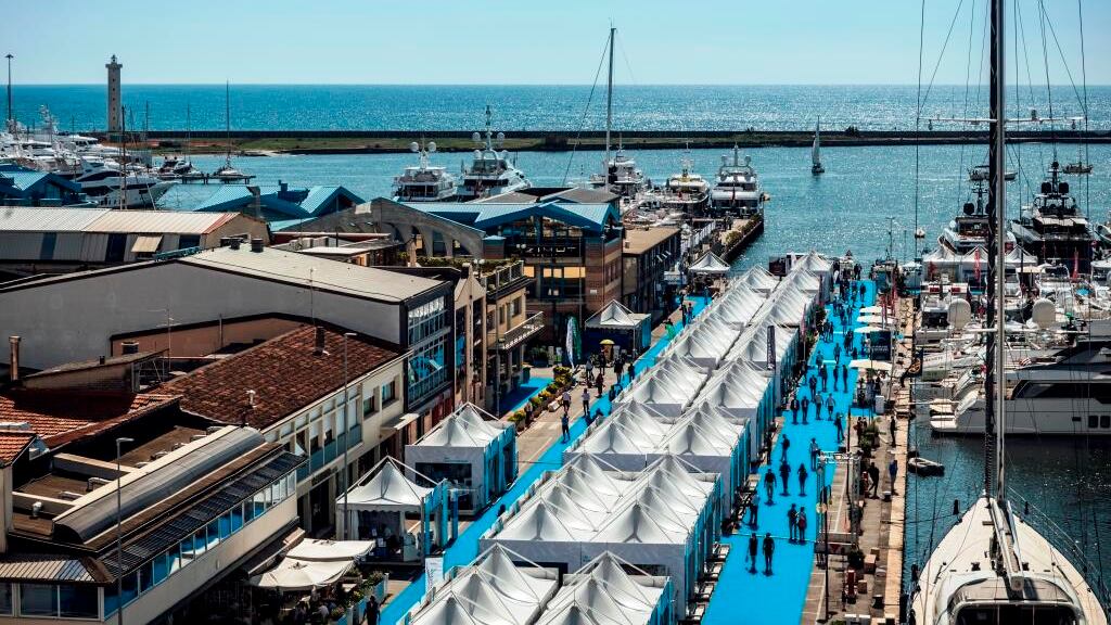 Nautica, al Versilia Yachting nuovi spazi: galleria del lusso, refitting, assistenza diretta dei brooker