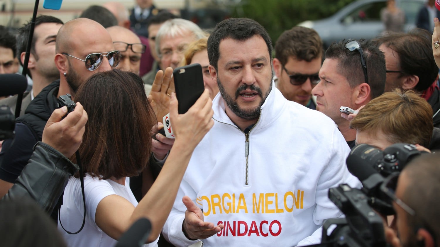 Salvini avvisato, Salvini salvato
