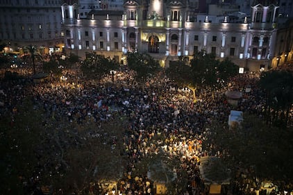 Valencia, manifestanti in strada contro la gestione Mazòn 2