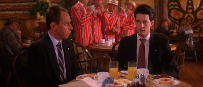 Twin Peaks, il cast in foto 36