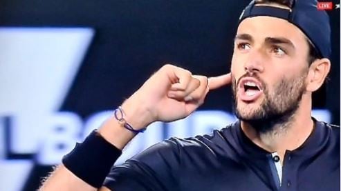 Con una frase Berrettini zittisce gli insulti dei francesi: cosa è successo