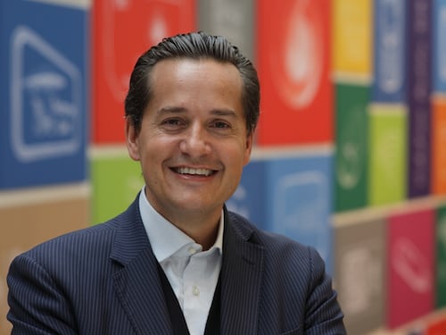 Progetto Vodafone e FederAnziani per la formazione digitale degli anziani