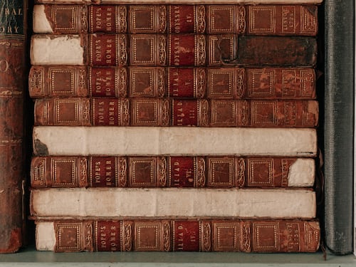 Dal buio del cinema alle nostre librerie, il viaggio di un classico