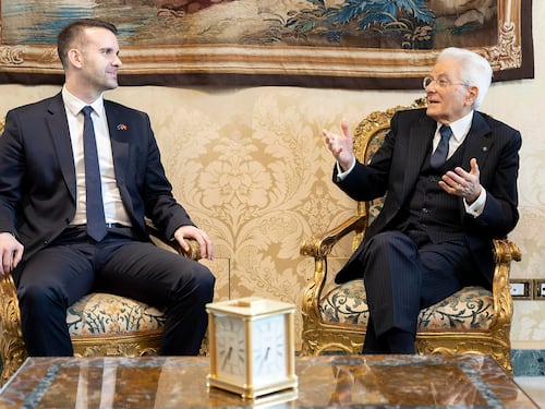 Il ricovero di Mattarella. "Impianto del pacemaker"