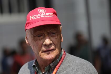 Addio a Niki Lauda, storico pilota di Formula 1 10