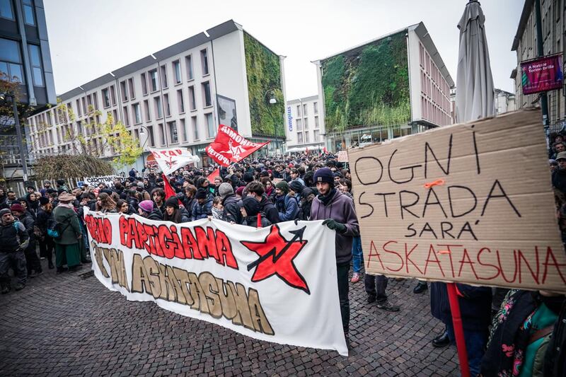 Corteo di Torino per Askatasuna 1