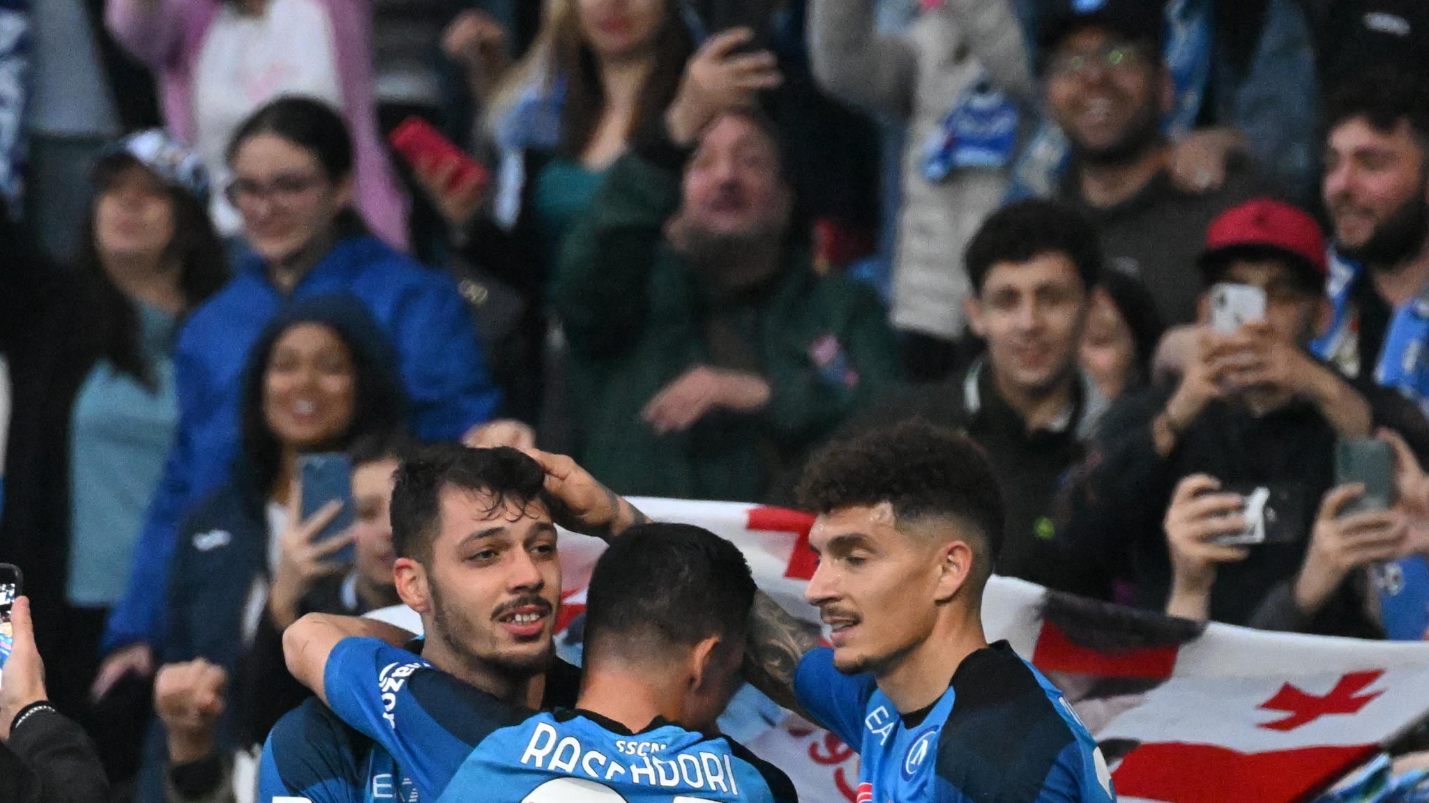 La lezione del Napoli e il sorpasso biancoceleste