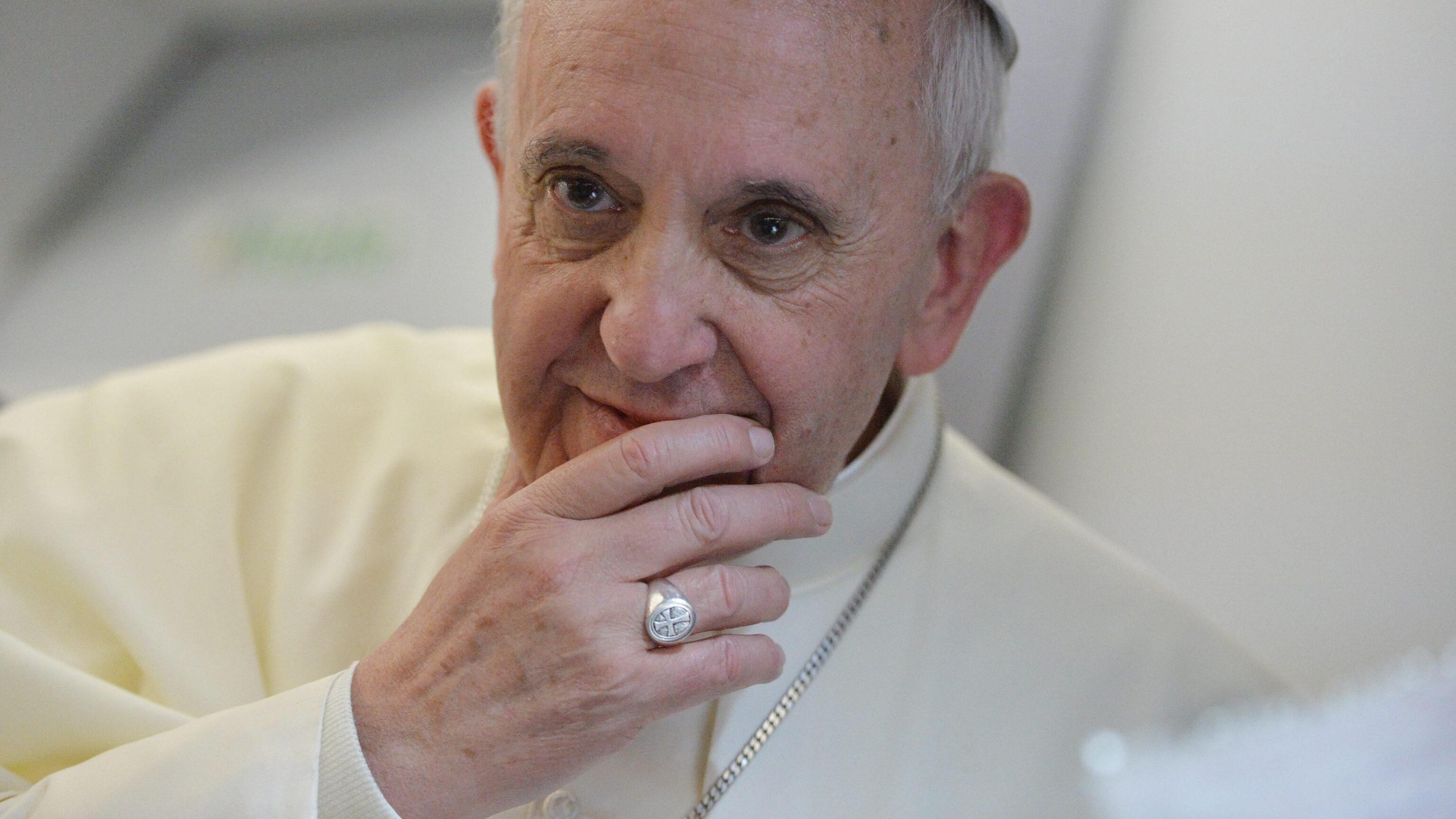 Papa Francesco telefona a giovane omosessuale: "Non è una cosa grave"