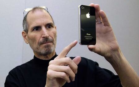 Steve Jobs e le sue creazioni 12