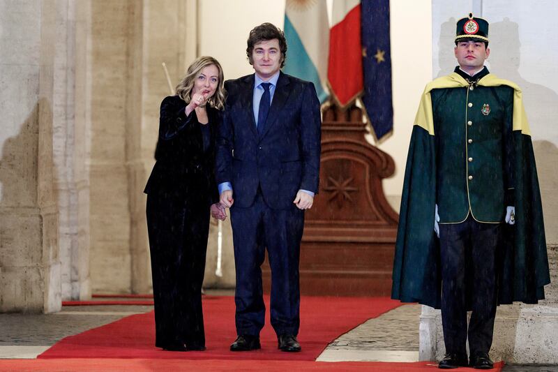 "Rafforzare il partenariato". Meloni vede Milei a Palazzo Chigi