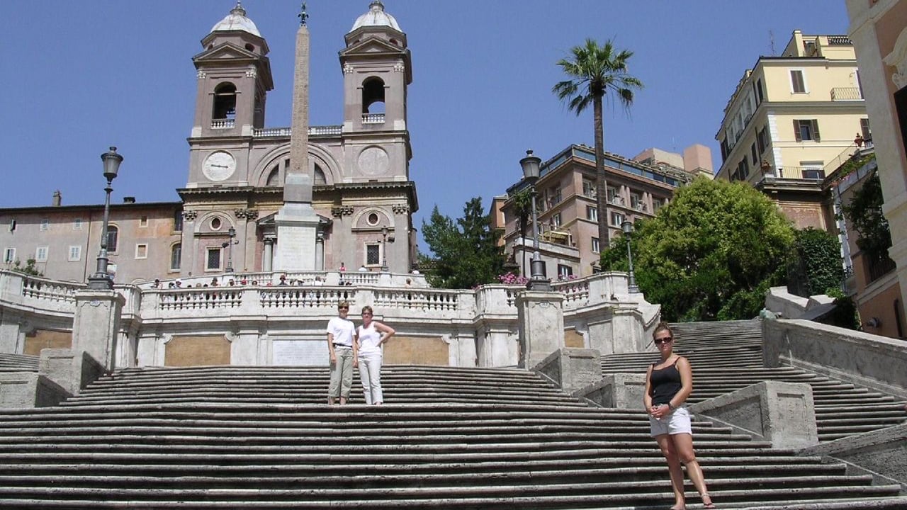 Roma, gaffe a Trinità dei Monti: i restauratori storpiano il latino