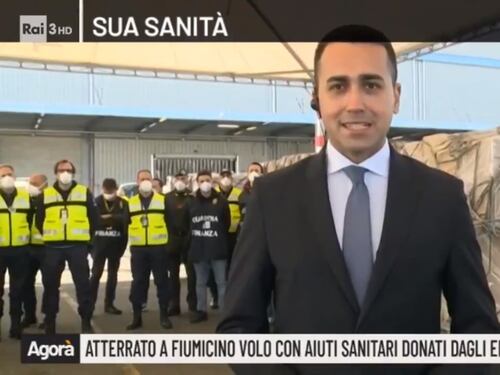 Di Maio, le distanze e la "gaffe" in diretta tv