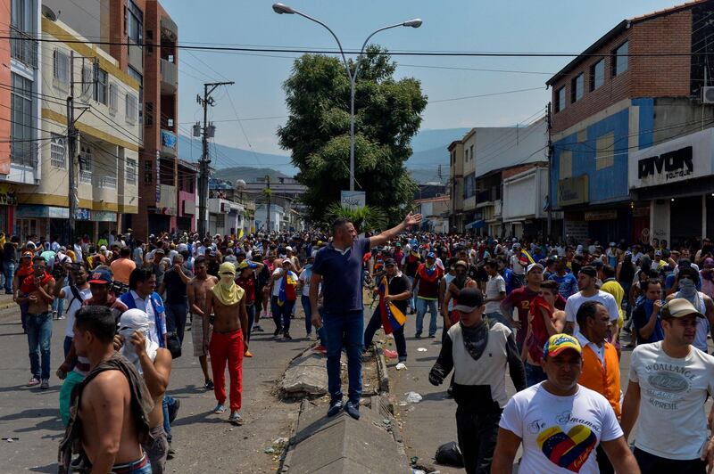 Scontri  al confine fra Venezuela e Colombia 5
