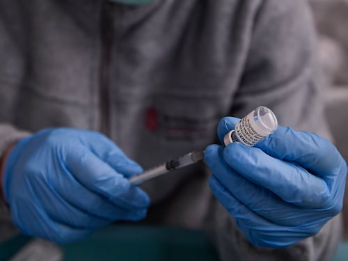 Il vaccino in vacanza? Figliuolo spegne le speranze