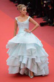 Blake Lively, pancione su red carpet 3