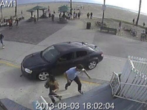 Venice Beach, auto impazzita ammazza un'italiana in luna di miele