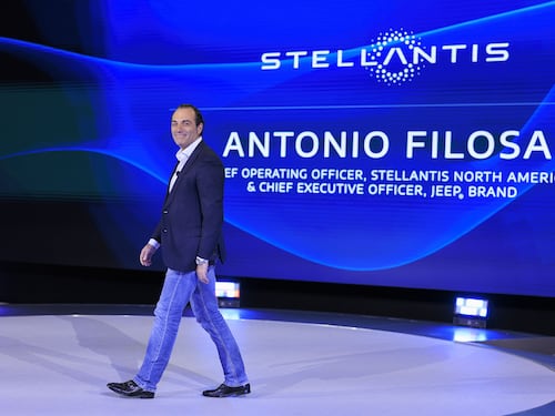 Auto, il ribaltone Usa “ricarica” Stellantis