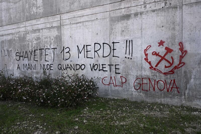 Protesta al porto di Genova: pro Pal bloccano tutto 7