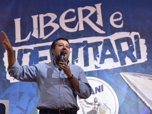Matteo Salvini? Sostiene il governo