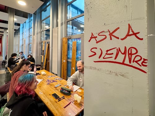 Un bando per il futuro dell’ex Askatasuna. L’incognita del ritorno antagonista