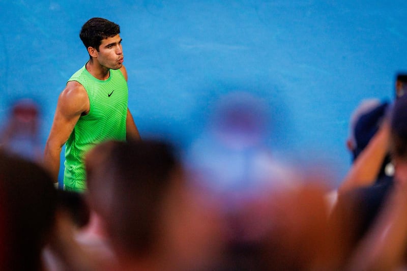 Alcaraz, nuovo stop: rinuncia a Cincinnati, e ora anche lo US Open è a rischio. Nadal: “Ho avuto la stessa lesione”