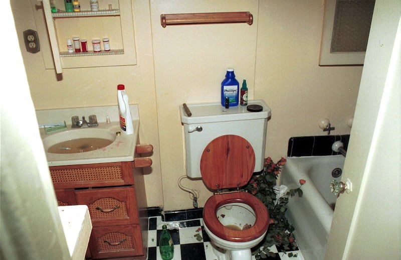 Kurt Cobain: le foto della casa dove morì 10