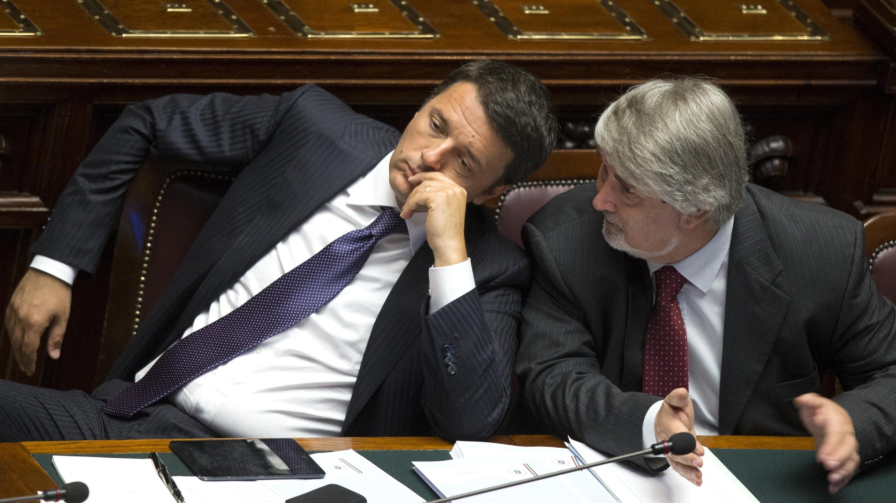 Jobs Act, Renzi chiede fiducia e la minoranza Pd chiede pietà