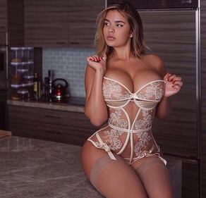 Anastasiya Kvitko è la Kim Kardashian russa 6