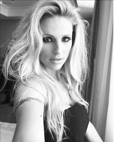 Michelle Hunziker e Aurora Ramazzotti, sexy mamma e figlia della tv 45