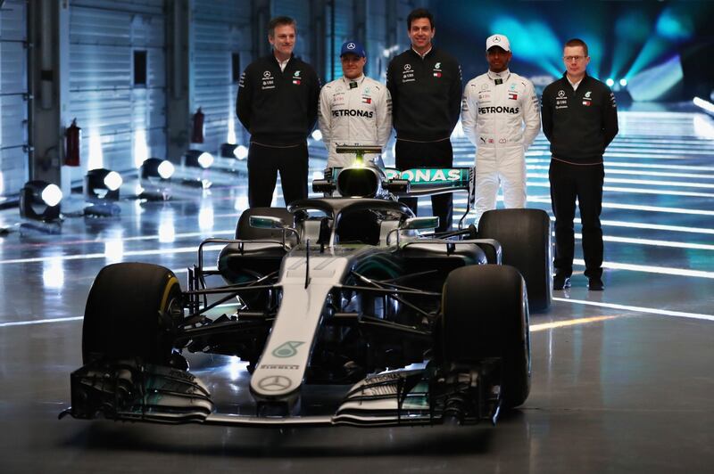 La Mercedes esce allo scoperto: ecco le foto della nuova W09 6