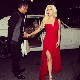 Lady Gaga, una diva su quattro ruote: foto 8
