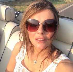 Liz Hurley, le immagini più sexy 3