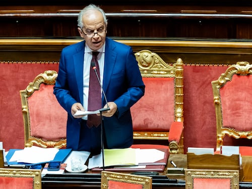 Fermo preventivo, scudo penale e blocco navale: le novità nella bozza del pacchetto sicurezza