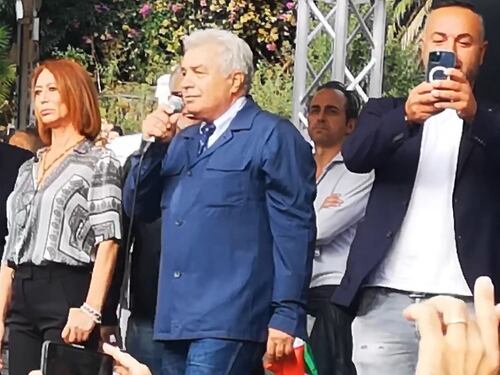 Ancora bufera sulla toga no Vax: ecco cosa è successo