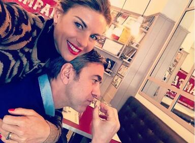 Martina Colombari, risveglio senza trucco sui social  4